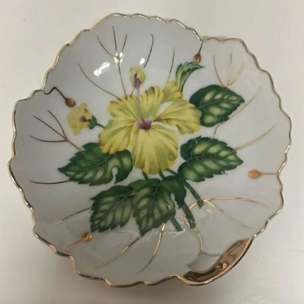 NASCO Yellow Hibiscus Leaf Shape Trinket Dish Plate w/Gold Trim Japan